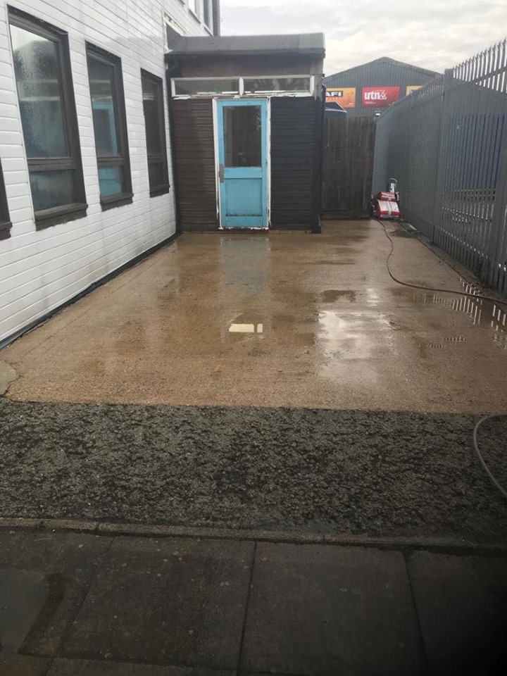 Patio Cleaning Crawley before
